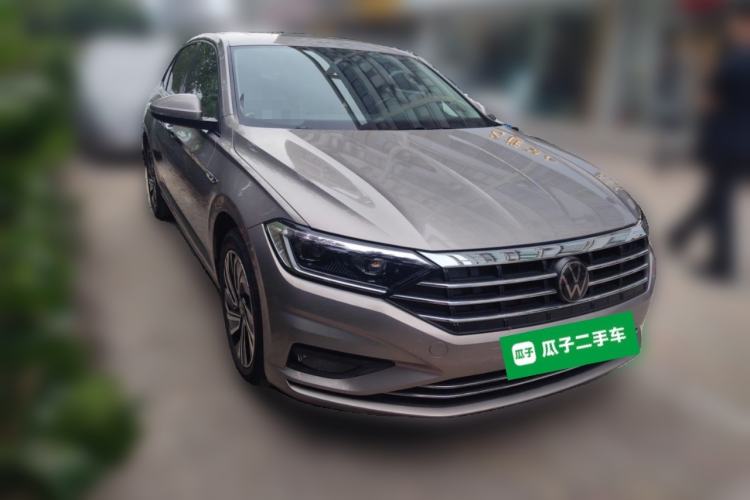 Used Volkswagen Sagitar 2021 200TSI DSG Excellence Edition Front Right 45 Deg