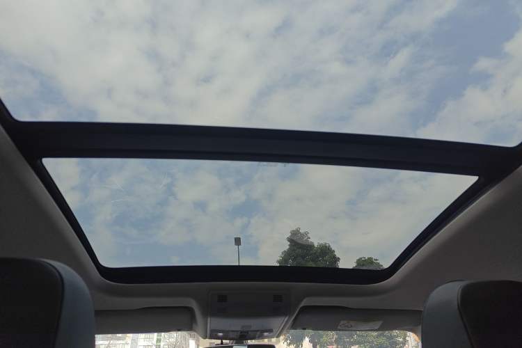 Used Volkswagen Sagitar 2021 280TSI DSG Luxury Smart Connectivity Edition Headliner