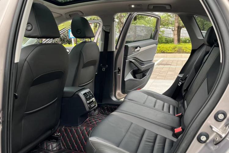 Used Volkswagen Sagitar 2021 280TSI DSG Comfort Connect Edition Interior 3