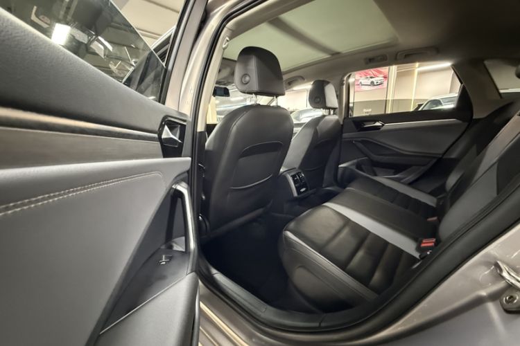 Used Volkswagen Sagitar 2021 280TSI DSG Excellence Edition Interior 7