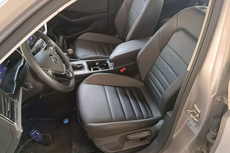 Used Volkswagen Sagitar 2021 280TSI DSG Excellence Edition Left Front Seat