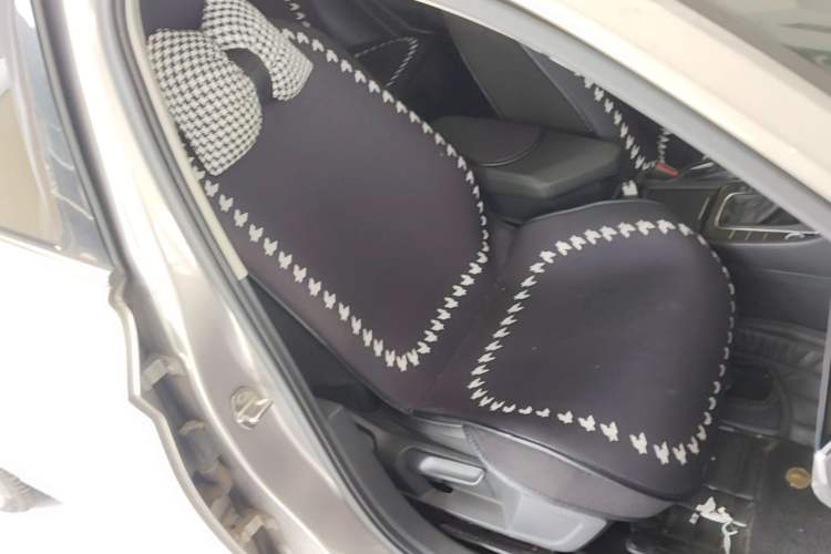 Used Volkswagen Sagitar 2021 280TSI DSG Excellence Edition Right Front Seat