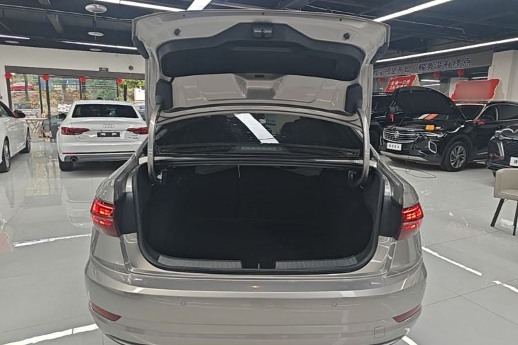 Used Volkswagen Sagitar 2021 280TSI DSG Comfort Connect Edition Trunk