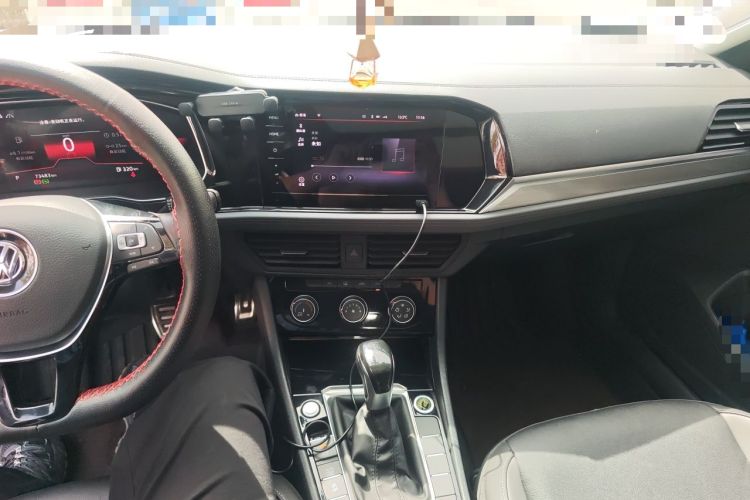 Used Volkswagen Sagitar 2021 280TSI DSG Comfort Connect Edition Audio And AC Panel