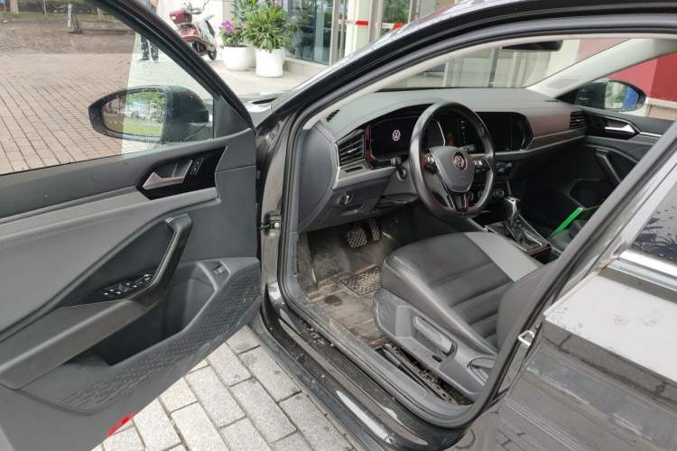 Used Volkswagen Sagitar 2021 200TSI DSG Comfort Connect Edition Driver Seat