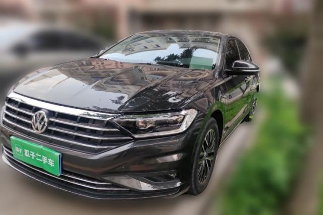Ojetý Volkswagen Sagitar 2021 280TSI DSG Excellence Edition
