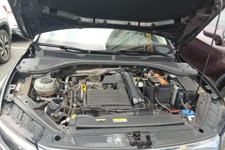 Used Volkswagen Sagitar 2021 280TSI DSG Excellence Edition Engine Bay