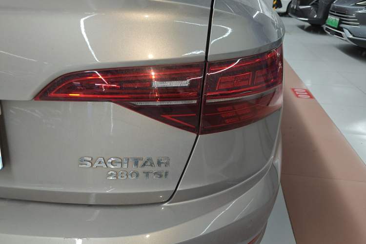 Used Volkswagen Sagitar 2021 280TSI DSG Excellence Edition Exterior 3