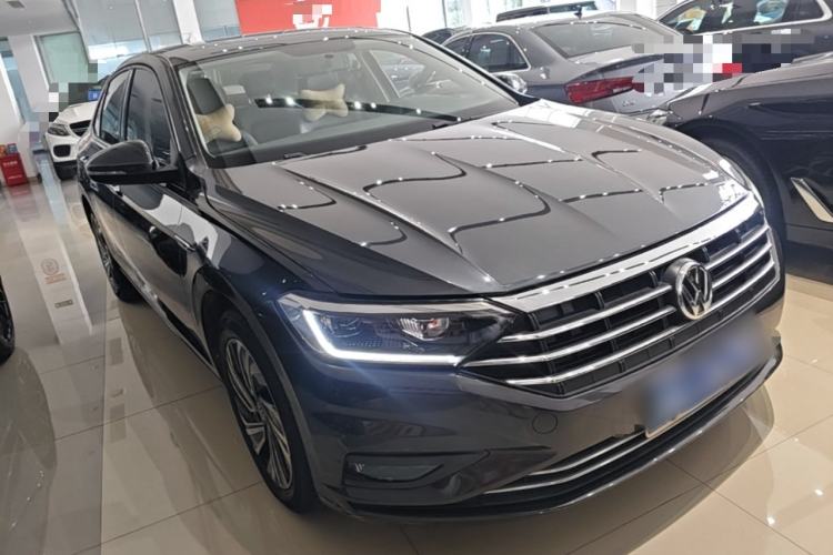 Used Volkswagen Sagitar 2021 200TSI DSG Excellence Edition Front Right 45 Deg