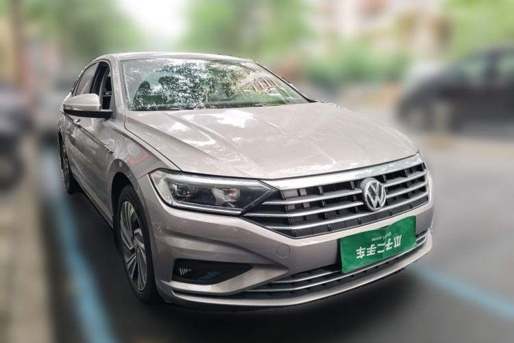 Used Volkswagen Sagitar 2021 200TSI DSG Excellence Edition Front Right 45 Deg