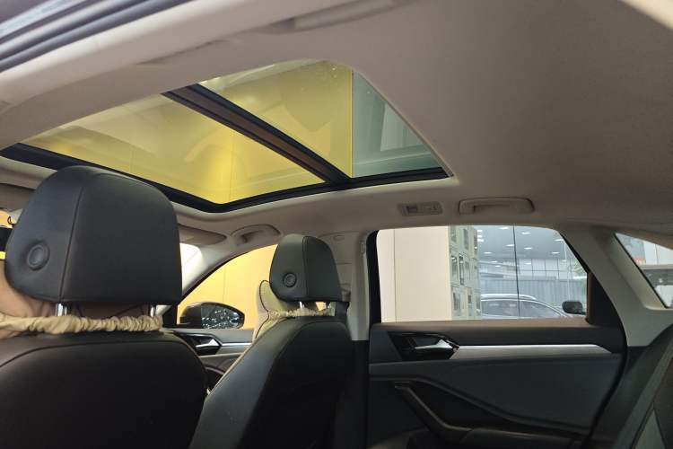 Used Volkswagen Sagitar 2021 200TSI DSG Excellence Edition Headliner