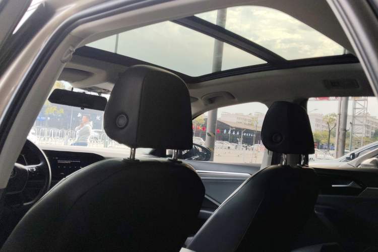 Used Volkswagen Sagitar 2021 280TSI DSG Comfort Connect Edition Headliner
