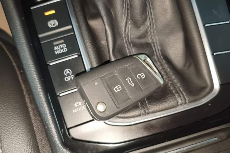 Used Volkswagen Sagitar 2021 280TSI DSG Comfort Connect Edition Interior 1