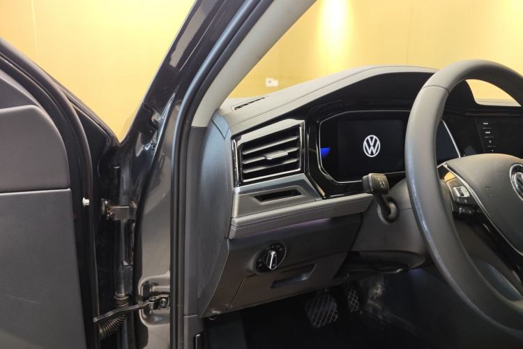 Used Volkswagen Sagitar 2021 200TSI DSG Excellence Edition Interior 10