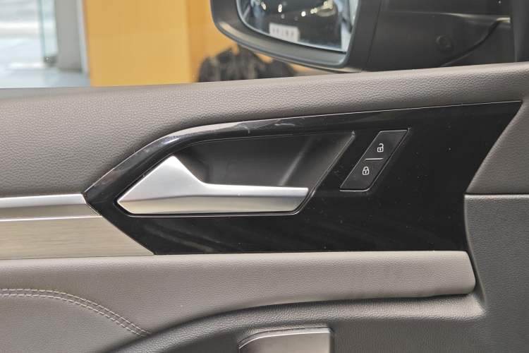 Used Volkswagen Sagitar 2021 200TSI DSG Excellence Edition Interior 12