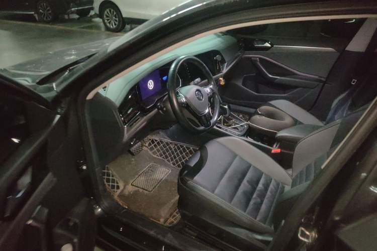Used Volkswagen Sagitar 2021 280TSI DSG Comfort Connect Edition Interior 3