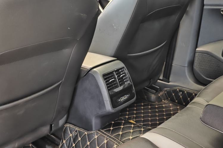 Used Volkswagen Sagitar 2021 200TSI DSG Excellence Edition Interior 4