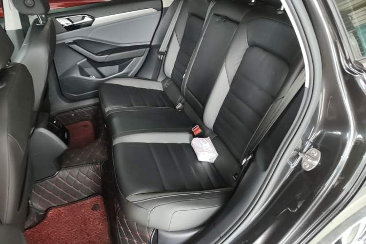 Used Volkswagen Sagitar 2021 280TSI DSG 30th Anniversary Edition Interior 4