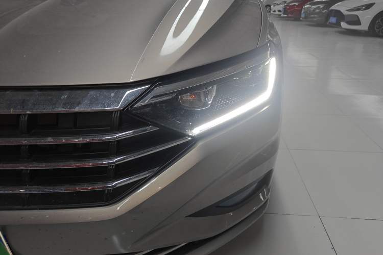 Used Volkswagen Sagitar 2021 280TSI DSG Excellence Edition Left Front Headlight