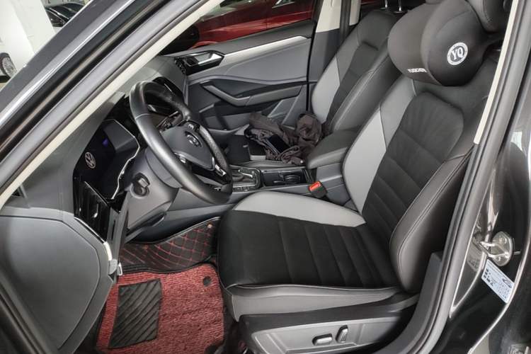 Used Volkswagen Sagitar 2021 280TSI DSG 30th Anniversary Edition Left Front Seat