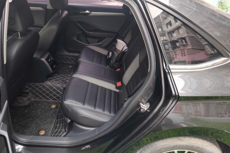 Used Volkswagen Sagitar 2021 280TSI DSG Excellence Edition Left Rear Seat