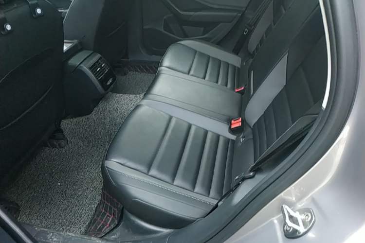Used Volkswagen Sagitar 2021 280TSI DSG Excellence Edition Left Rear Seat
