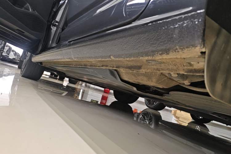 Used Volkswagen Sagitar 2021 200TSI DSG Excellence Edition Left Side Sill