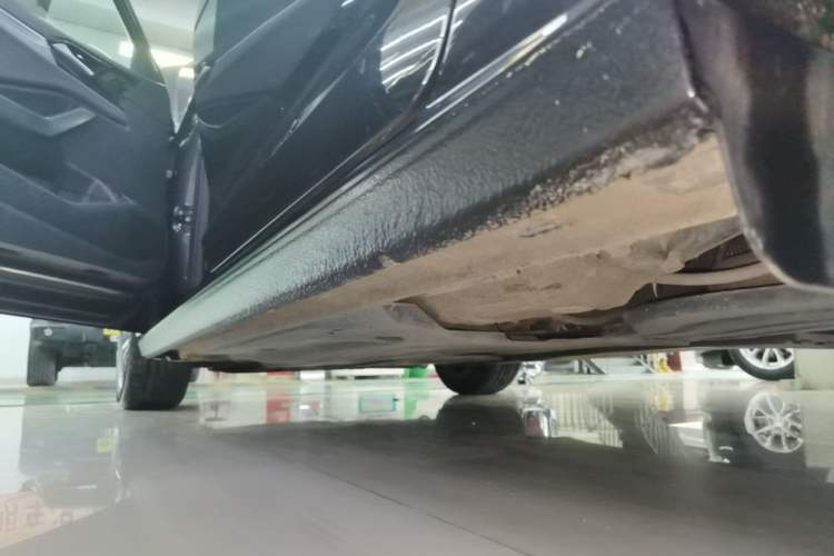 Used Volkswagen Sagitar 2021 280TSI DSG Comfort Connect Edition Left Side Sill