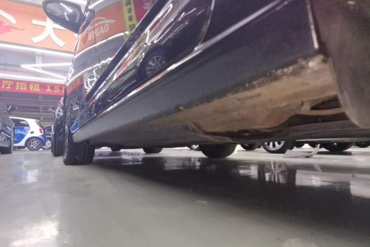 Used Volkswagen Sagitar 2021 200TSI DSG Comfort Connect Edition Left Side Sill