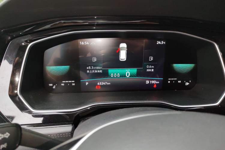 Used Volkswagen Sagitar 2021 280TSI DSG Comfort Connect Edition Odometer Close Up