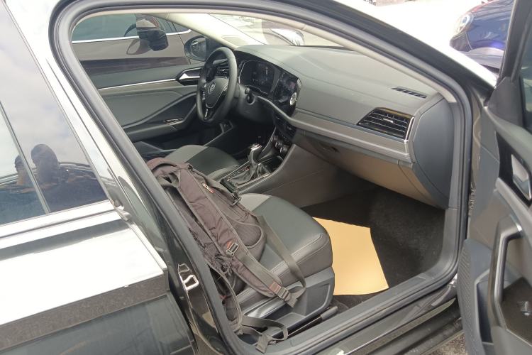 Used Volkswagen Sagitar 2021 280TSI DSG Excellence Edition Right Front Seat