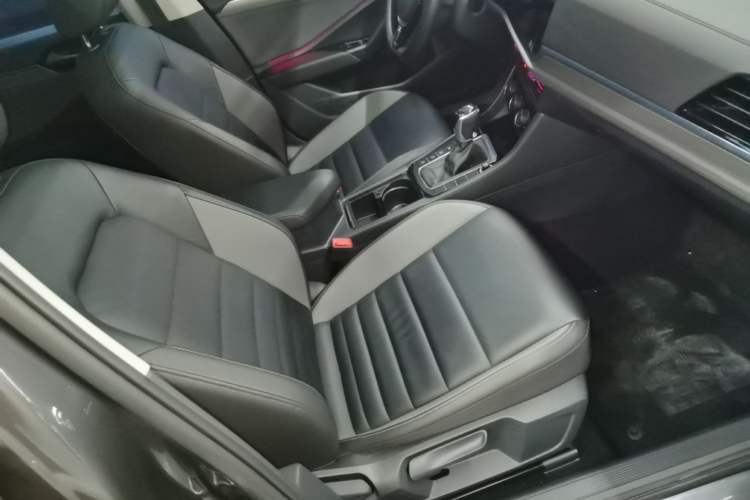 Used Volkswagen Sagitar 2021 200TSI DSG Comfort Connect Edition Right Front Seat