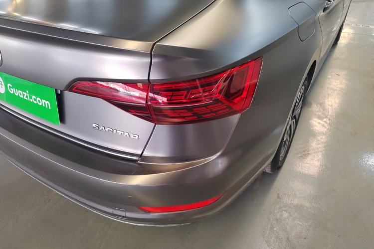 Used Volkswagen Sagitar 2021 280TSI DSG Luxury Smart Connectivity Edition Right Rear Taillight