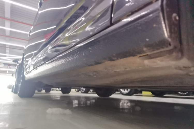 Used Volkswagen Sagitar 2021 200TSI DSG Comfort Connect Edition Right Side Sill