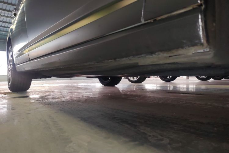 Used Volkswagen Sagitar 2021 280TSI DSG Luxury Smart Connectivity Edition Right Side Sill