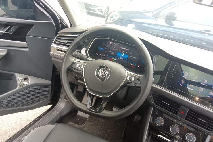 Used Volkswagen Sagitar 2021 280TSI DSG Excellence Edition Steering Wheel