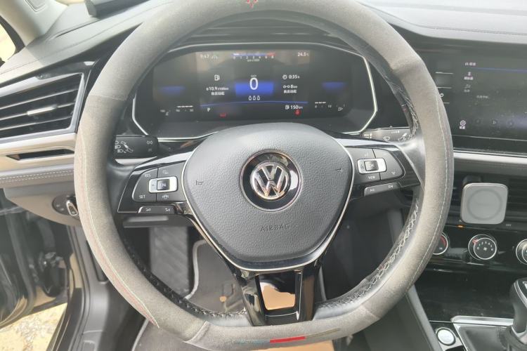 Used Volkswagen Sagitar 2021 280TSI DSG 30th Anniversary Edition Steering Wheel