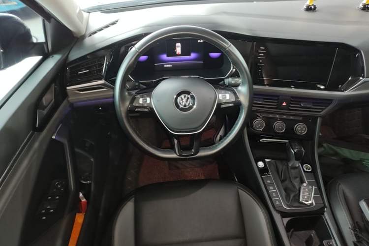 Used Volkswagen Sagitar 2021 280TSI DSG 30th Anniversary Edition Steering Wheel