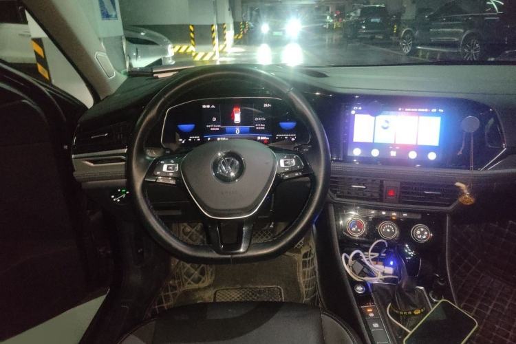 Used Volkswagen Sagitar 2021 280TSI DSG Comfort Connect Edition Steering Wheel