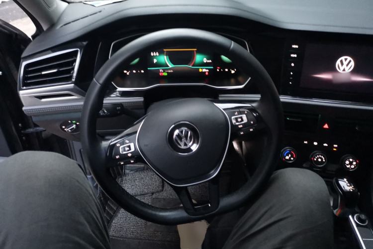 Used Volkswagen Sagitar 2021 280TSI DSG 30th Anniversary Edition Steering Wheel