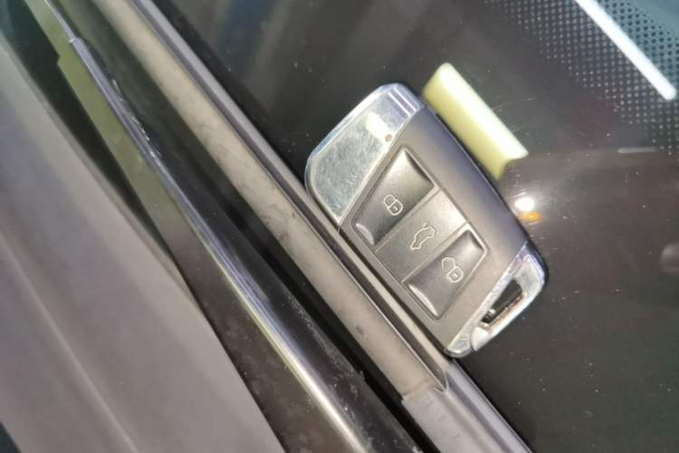 Used Volkswagen Sagitar 2021 280TSI DSG Comfort Connect Edition Vehicle Key