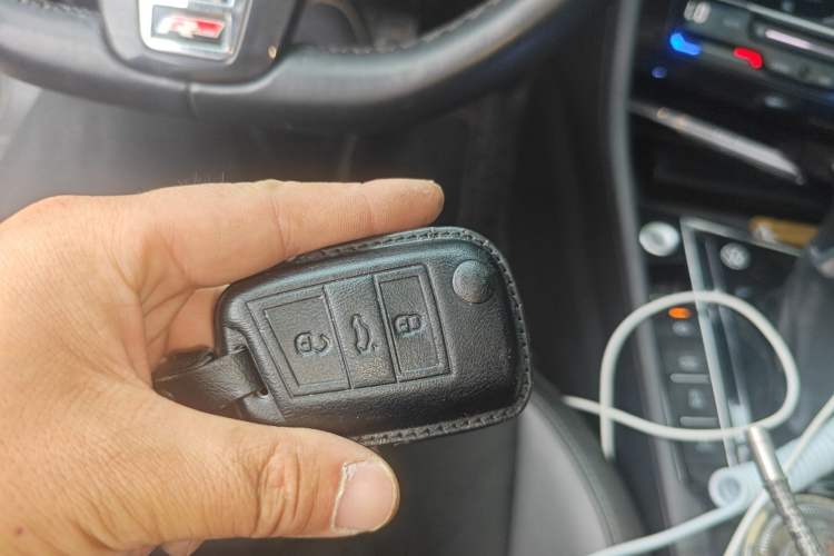 Used Volkswagen Sagitar 2021 280TSI DSG Excellence Edition Vehicle Key