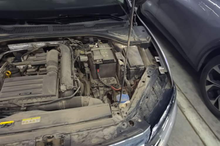 Used Volkswagen Sagitar 2021 280TSI DSG 30th Anniversary Edition Engine Bay Left