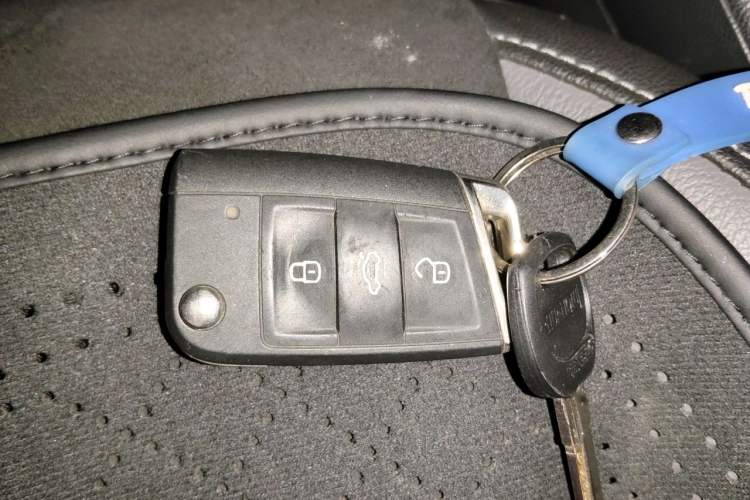 Used Volkswagen Sagitar 2021 280TSI DSG Luxury Smart Connectivity Edition Vehicle Key