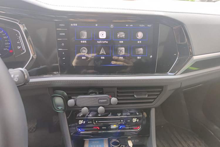 Used Volkswagen Sagitar 2021 280TSI DSG Excellence Edition Audio And AC Panel