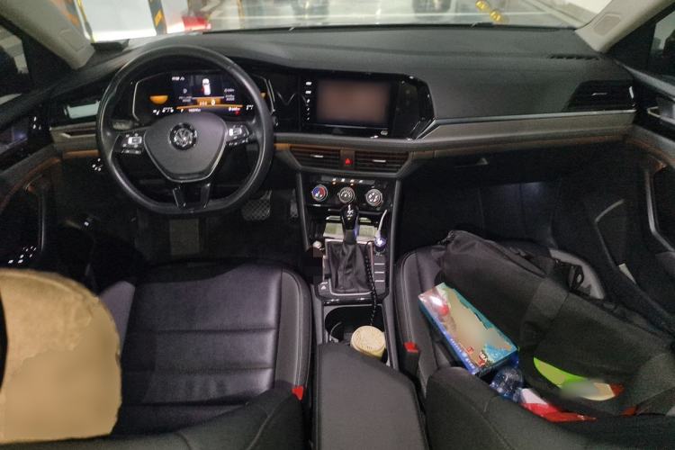 Used Volkswagen Sagitar 2021 280TSI DSG Comfort Connect Edition Center Console