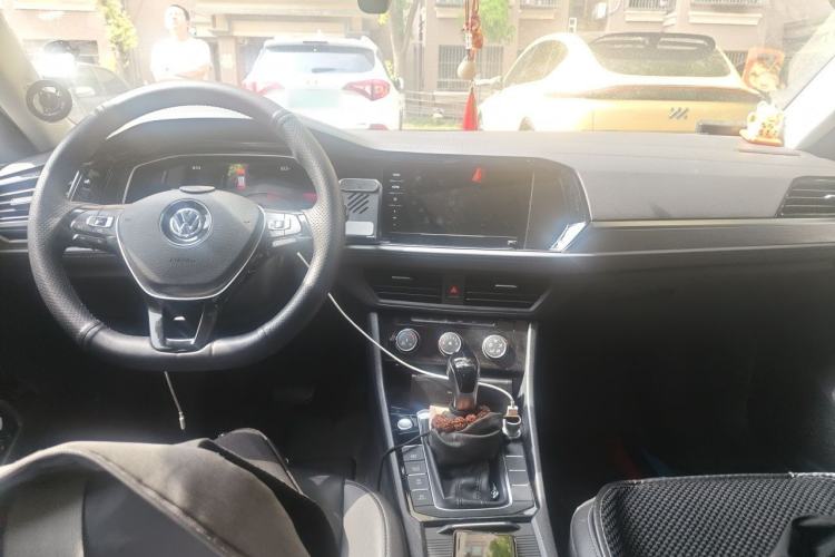 Used Volkswagen Sagitar 2021 280TSI DSG Comfort Connect Edition Center Console