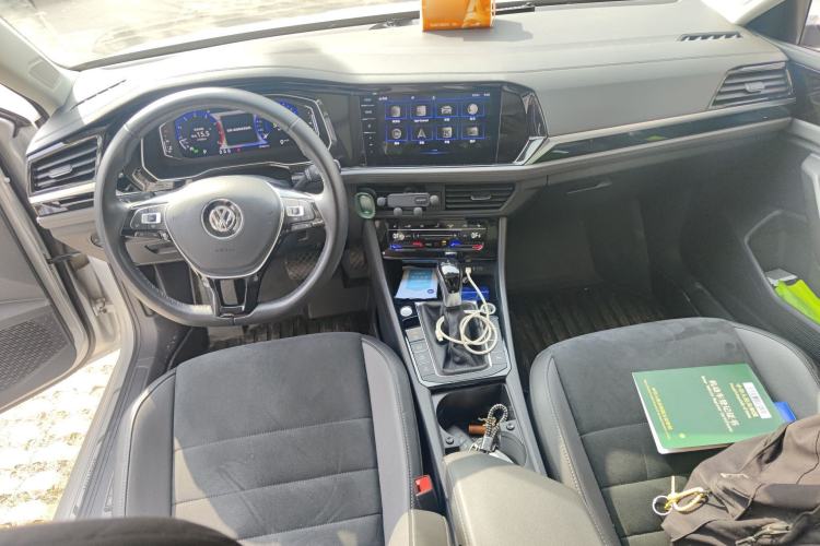 Used Volkswagen Sagitar 2021 280TSI DSG Excellence Edition Center Console