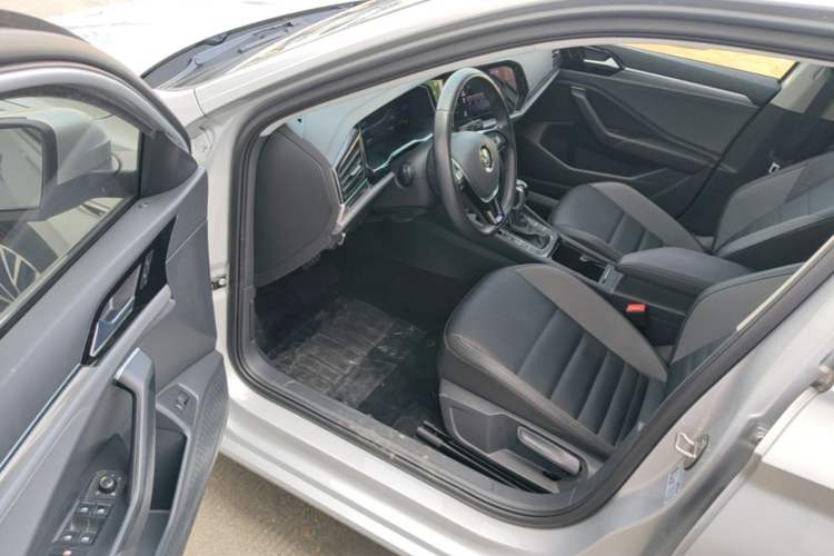 Used Volkswagen Sagitar 2021 200TSI DSG Comfort Connect Edition Driver Seat
