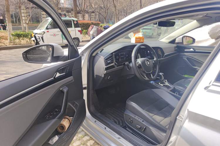 Used Volkswagen Sagitar 2021 280TSI DSG Excellence Edition Driver Seat